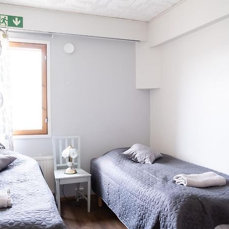 Bed & Breakfast Restaurang Sybarit Houtskar Buitenkant foto