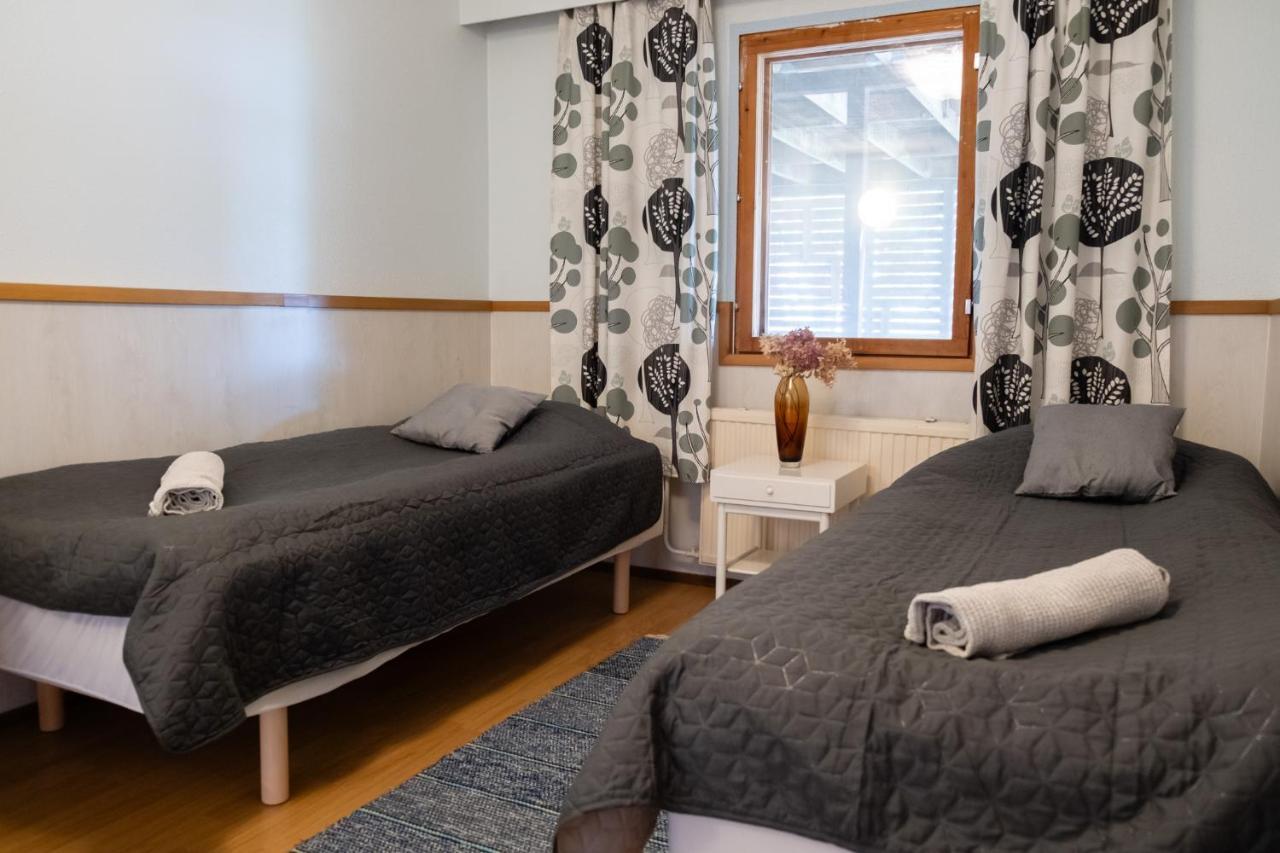 Bed & Breakfast Restaurang Sybarit Houtskar Buitenkant foto